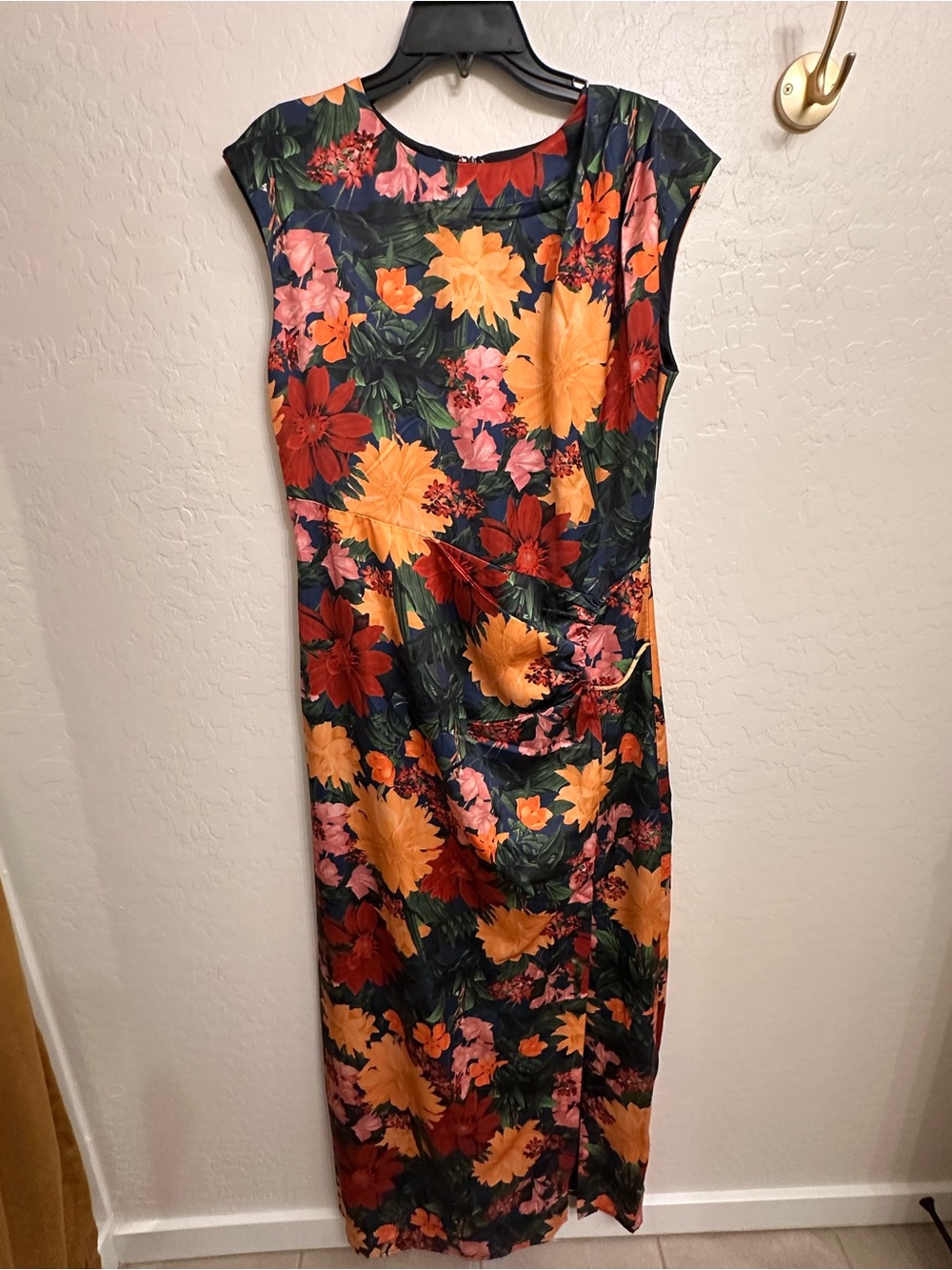 Cap-Sleeve Floral Maxi Dress